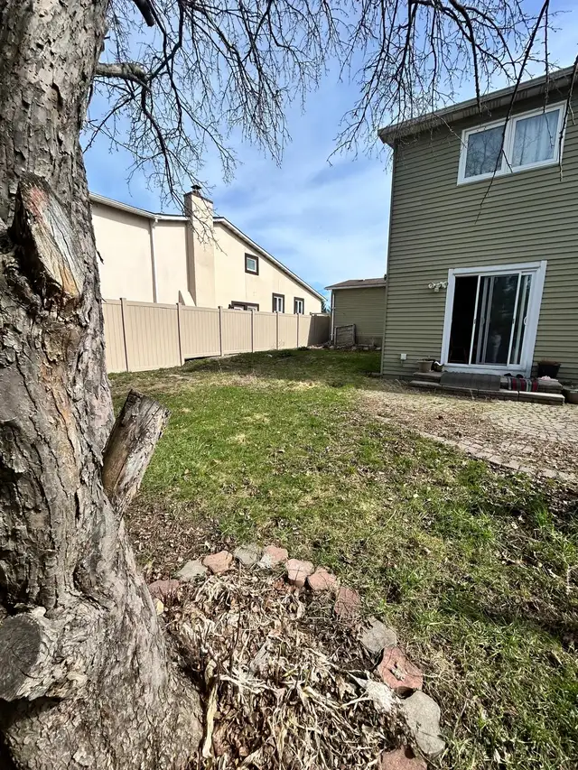 Private room for rent - Photo 10