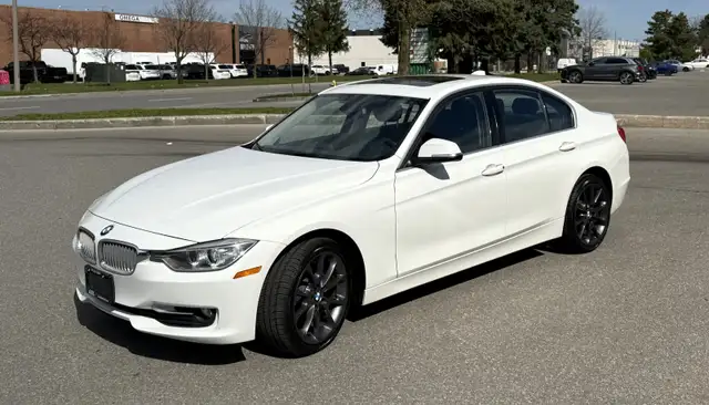 2014 BMW 320 X Drive 118000 KMSafety Incl - Photo 5