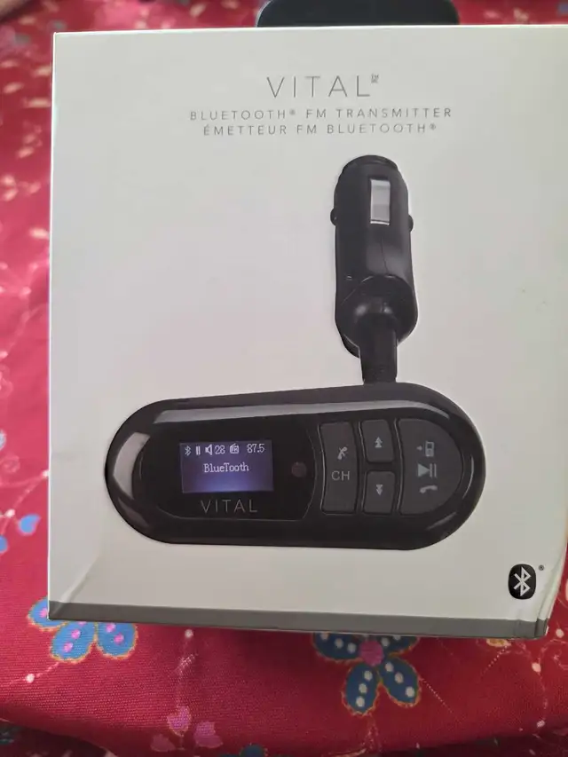 Cell Charger and Bluetooth FM Transmitter - Photo 2