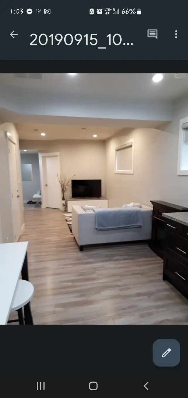 Separate entrance to one bedroom basement with your own laundry - Photo 5