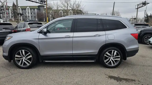 2017 Honda Pilot Touring - Photo 3