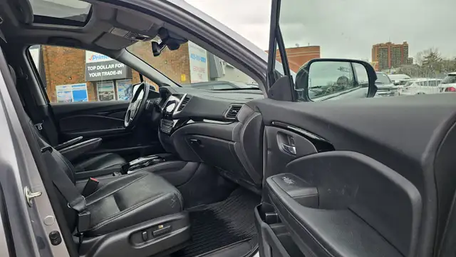 2017 Honda Pilot Touring - Photo 17