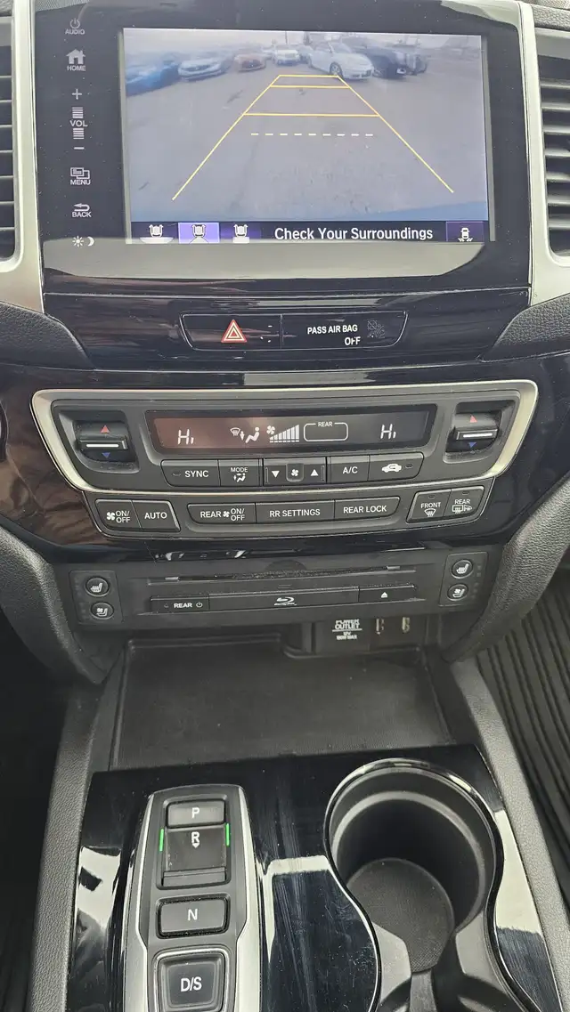 2017 Honda Pilot Touring - Photo 23