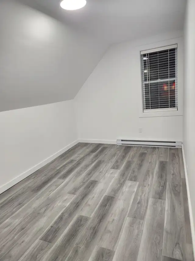 3 Bedroom Apartment For Rent - Photo 8