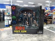 Mcfarlane Toys KISS LOVE GUN Deluxe Boxed Edition @Cashopolis!!