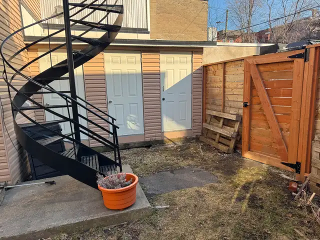 Grand RDC 3 chambres rénové et lumineux - avec Jardin - Photo 5