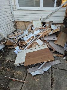 Cheap Rates junk removal same day service - Photo 4
