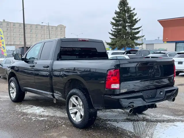 2017 RAM 1500 EXPRESS QUAD CAB – 5.7L HEMI V8 – 4X4 – 6.5FT BOX - Photo 8