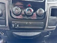 2017 RAM 1500 EXPRESS QUAD CAB – 5.7L HEMI V8 – 4X4 – 6.5FT BOX - Photo 14