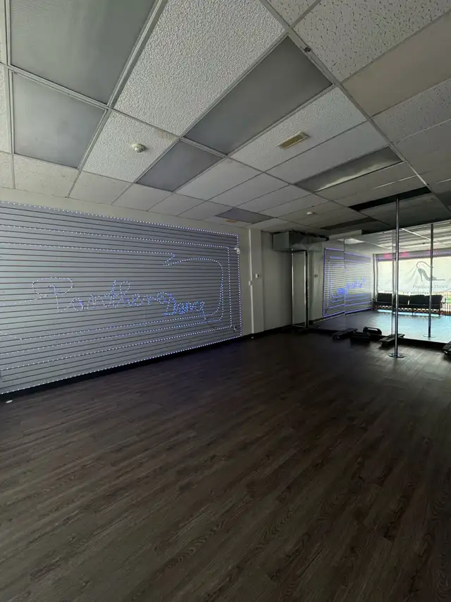 Studio Space Available for Sublet - Downtown Kitchener - Photo 2