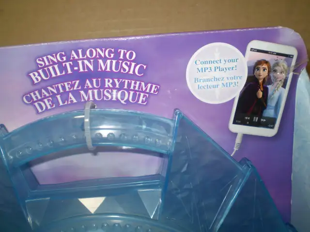 DISNEY FROZEN SING-ALONG BOOM BOX 2013 - NEW- $25 - Photo 2