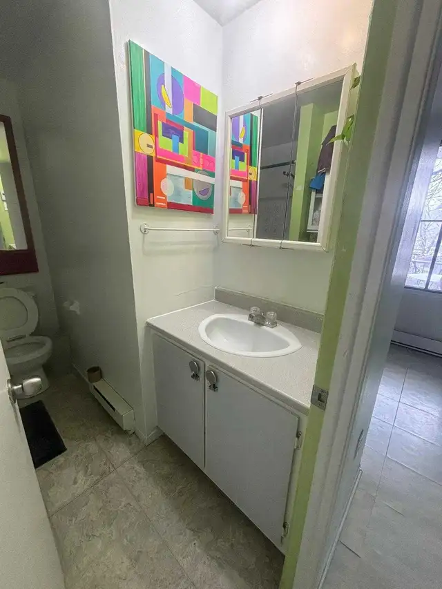 co location - Photo 6