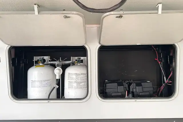 2008 Gulf Stream Conquest 245FBW – Pre-Owned 5th Wheel. - Photo 12