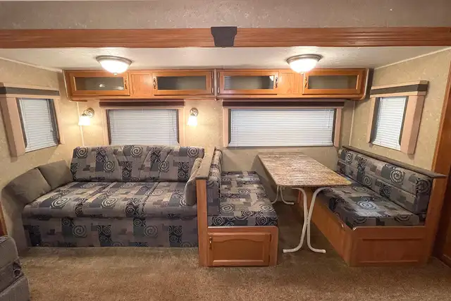 2008 Gulf Stream Conquest 245FBW – Pre-Owned 5th Wheel. - Photo 15