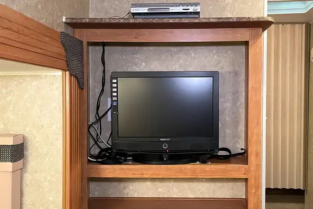 2008 Gulf Stream Conquest 245FBW – Pre-Owned 5th Wheel. - Photo 27