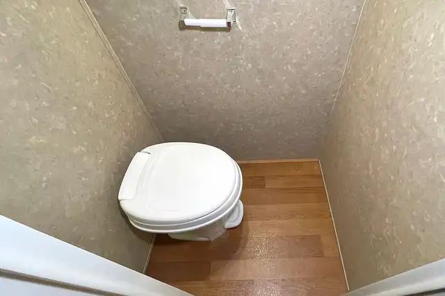 2008 Gulf Stream Conquest 245FBW – Pre-Owned 5th Wheel. - Photo 32