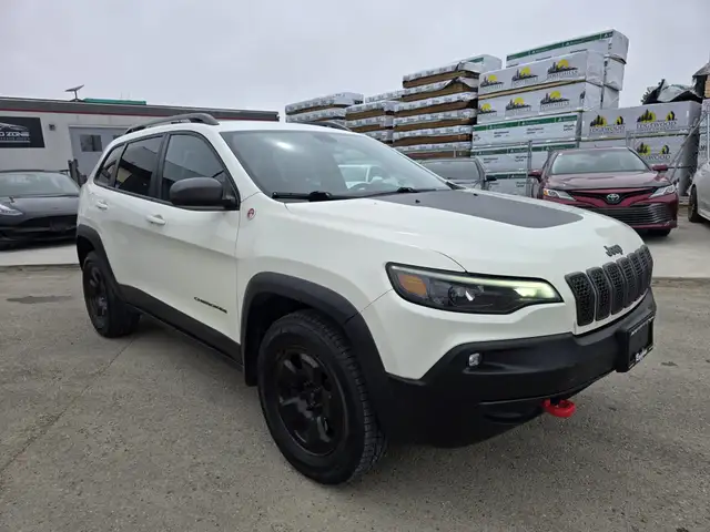 2019 Jeep Cherokee Trailhawk | Leather, Backup Cam - Photo 3