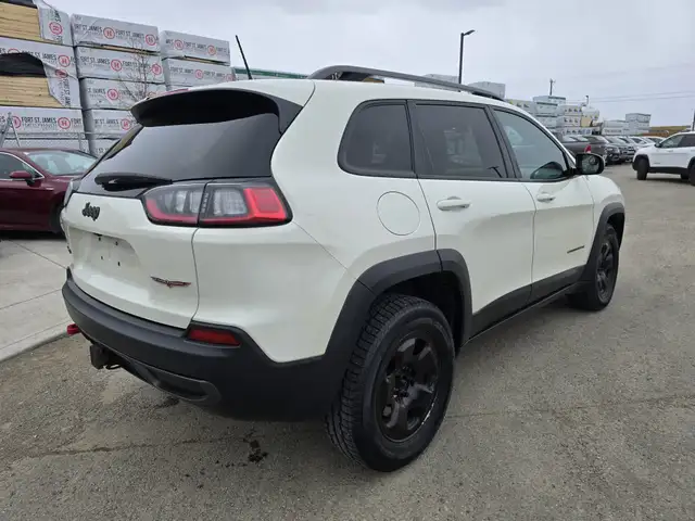 2019 Jeep Cherokee Trailhawk | Leather, Backup Cam - Photo 4