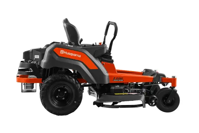 NEW Husqvarna Z248F Zero turn Mower 48' deck - Photo 4