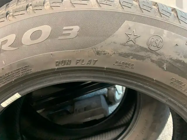 Set of 4 Pirelli Sottozero-3 225/60 R18 Winter tires - Photo 5