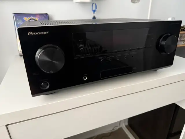 home cinema set  Recepteur pioneer   hauts parleurs polk audi
