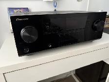 home cinema set  Recepteur pioneer   hauts parleurs polk audi