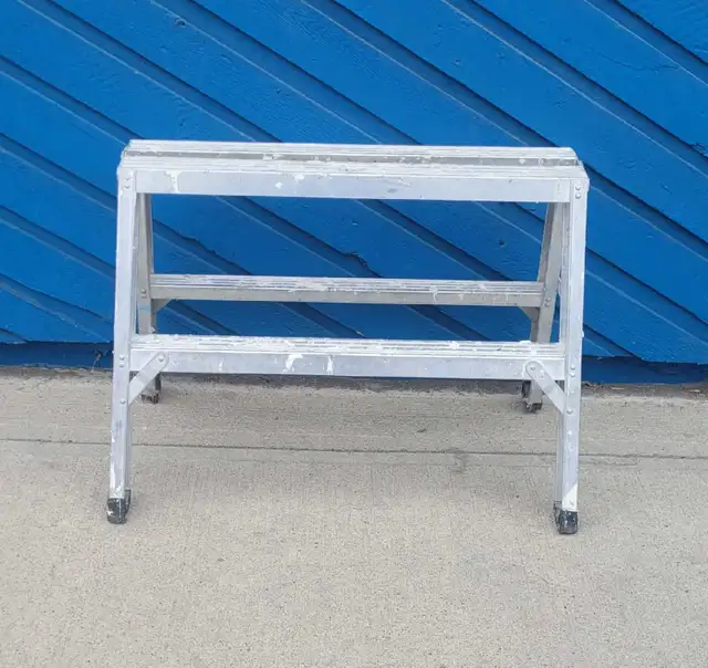 2' Sturdy 13002 Sawhorse (30120012)