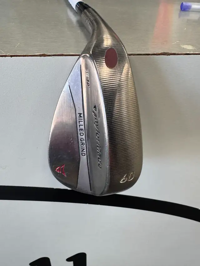 TaylorMade Milled Grind 60degree Wedge - LH - Photo 2
