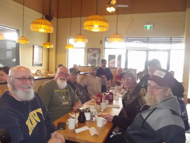 Old Salts & Veterans - Photo 2