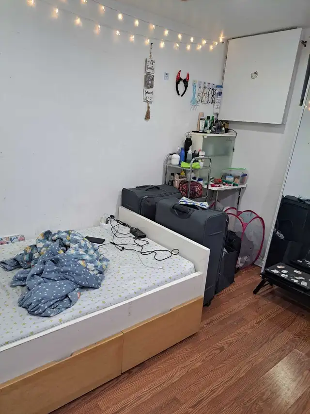 Private  Room  For  Girl - Photo 3