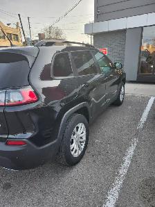 2022 Jeep Cherokee North (ONE OWNER, LADY DRIVEN) - Photo 3