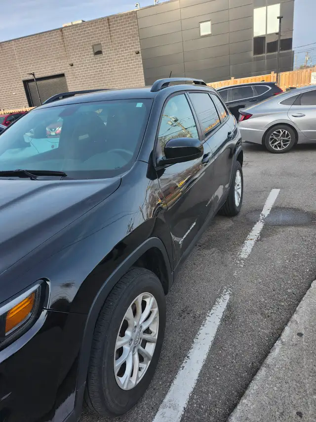 2022 Jeep Cherokee North (ONE OWNER, LADY DRIVEN) - Photo 4