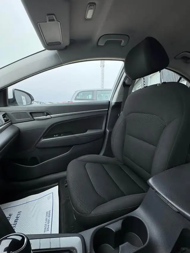 2019 HYUNDAI ELANTRA PREFERRED AUTO - Photo 14