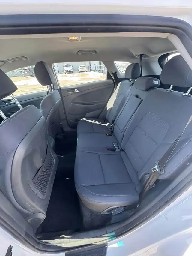 2020 Hyundai Tucson Essential - Photo 15