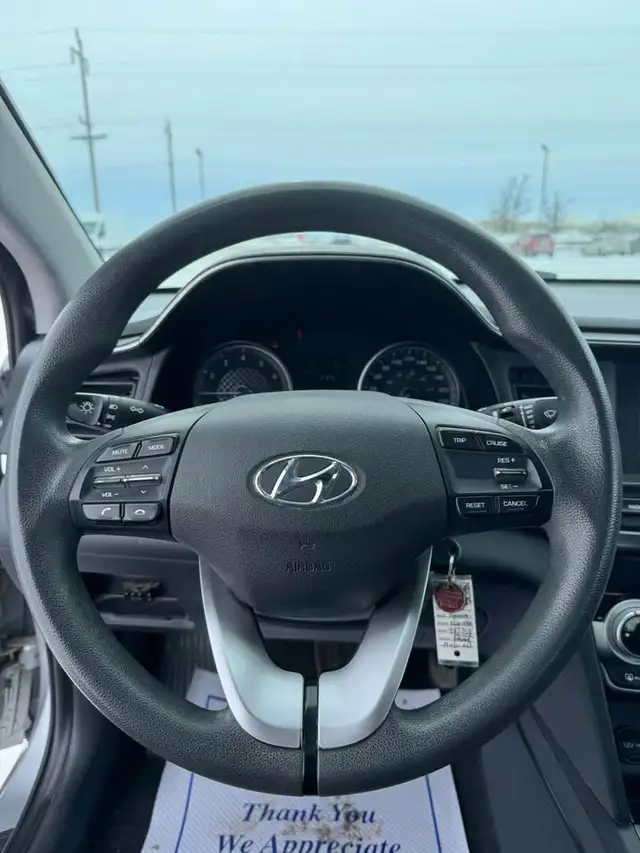 2020 Hyundai Elantra Essential - Photo 8