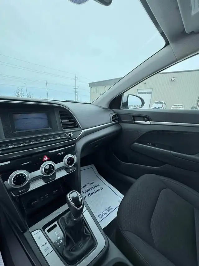 2020 Hyundai Elantra Essential - Photo 10