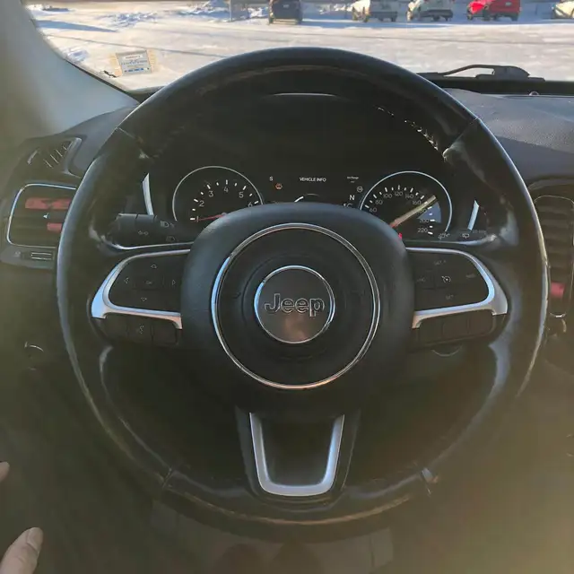 2021 Jeep Compass Altitude - Photo 12