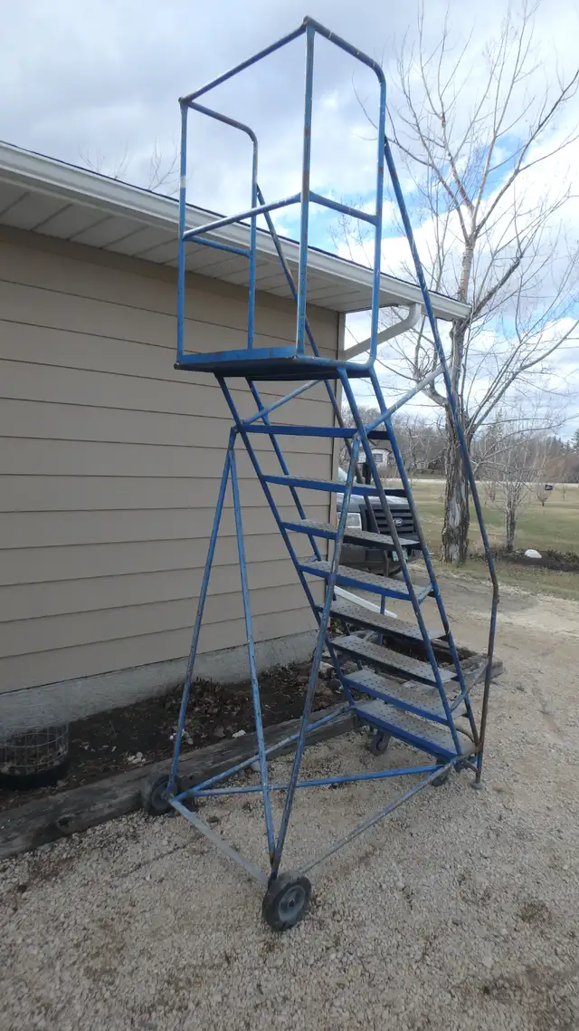 Rolling stairway for sale