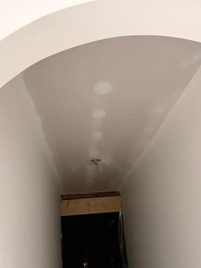 Painter Available for weekend - Photo 6