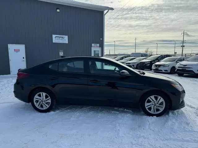 2020 Hyundai Elantra Preferred - Photo 4