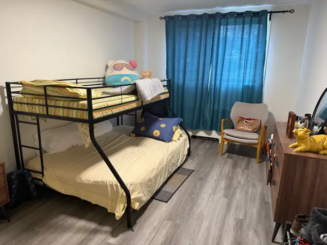 apparemment Grand 4 ½ - Photo 3