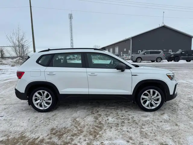 2023 Volkswagen Taos Trendline - Photo 4