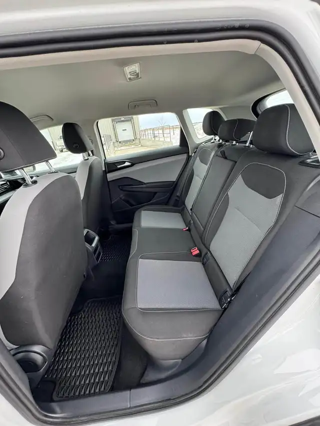 2023 Volkswagen Taos Trendline - Photo 14