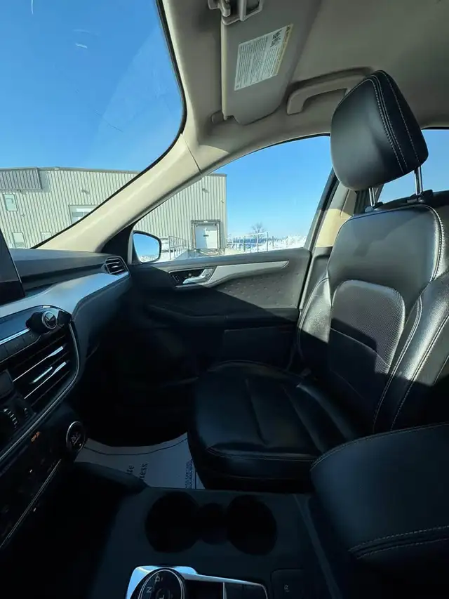 2020 Ford Escape SEL - Photo 11