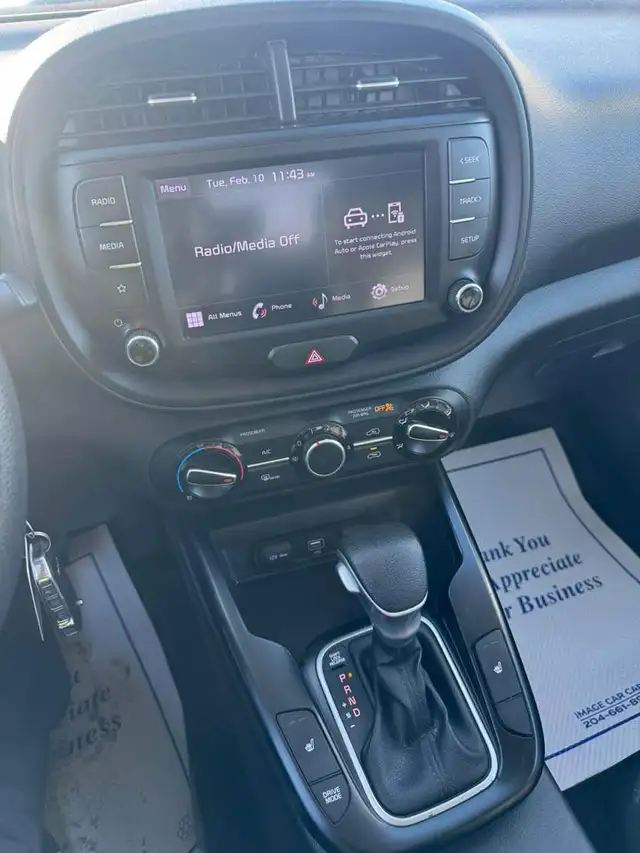 2022 Kia Soul LX - Photo 10