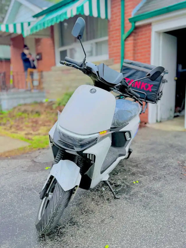 scooter for sale - Photo 3