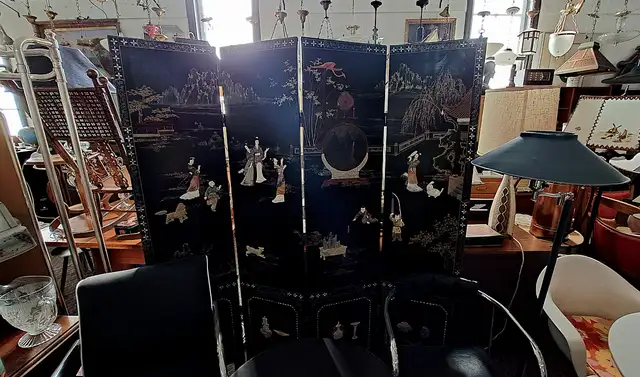 ASIAN BLACK LACQUER ROOM DIVIDER w LADY FIGURES - Photo 5