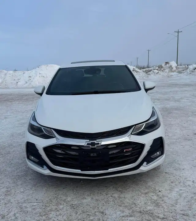 2019 Chevrolet Cruze Premier RS - Photo 2