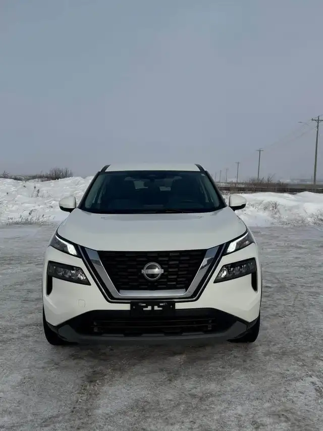 2022 Nissan Rogue S - Photo 2