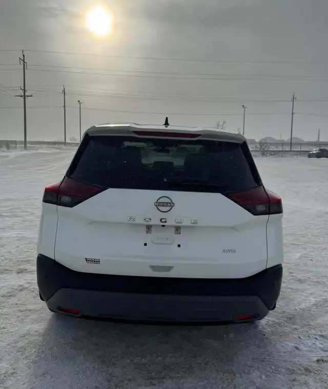 2022 Nissan Rogue S - Photo 7